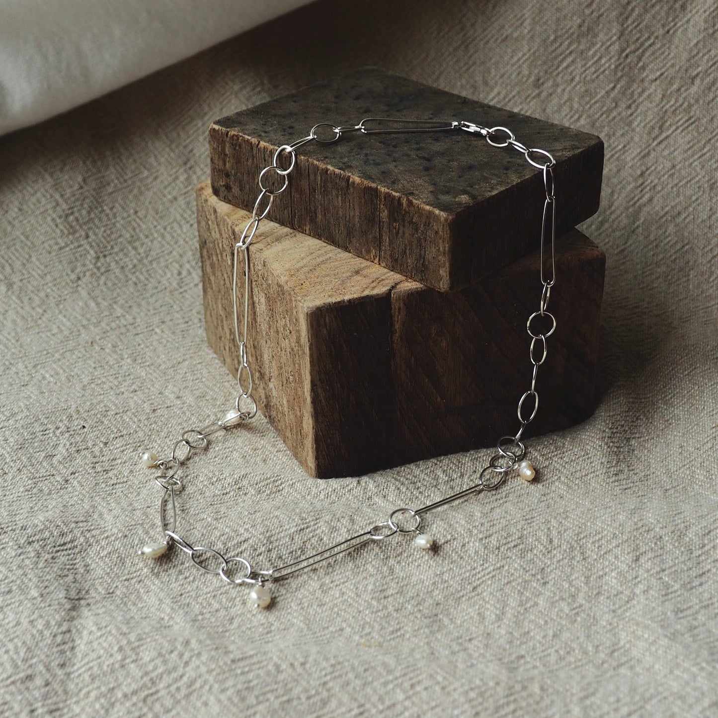 MINI CHAIN NECKLACE