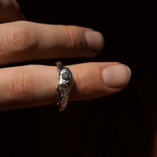 TASMANIAN SAPPHIRE RING